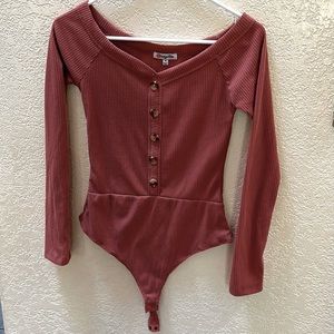 Dusty rose off the shoulder ribbed button down bodysuit. Rare find!